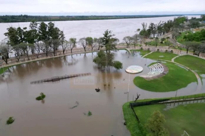 Repuntó el río Uruguay por las lluvias en el norte. Foto: Diario Río Uruguay.
