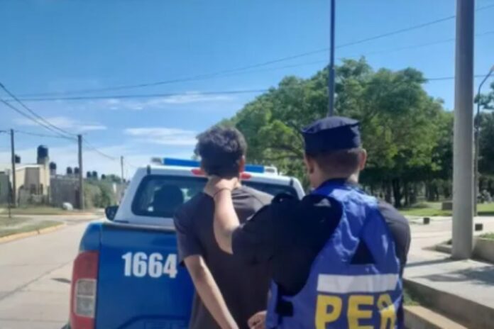 Detuvieron a un joven que dormía en un galpón en Colonia Avellaneda. Foto: PER.