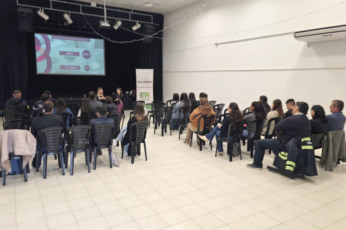 La Ley Micaela llega a más localidades de Entre Ríos con capacitaciones sobre violencia de género La Ley Micaela llega a más localidades de Entre Ríos con capacitaciones sobre violencia de género