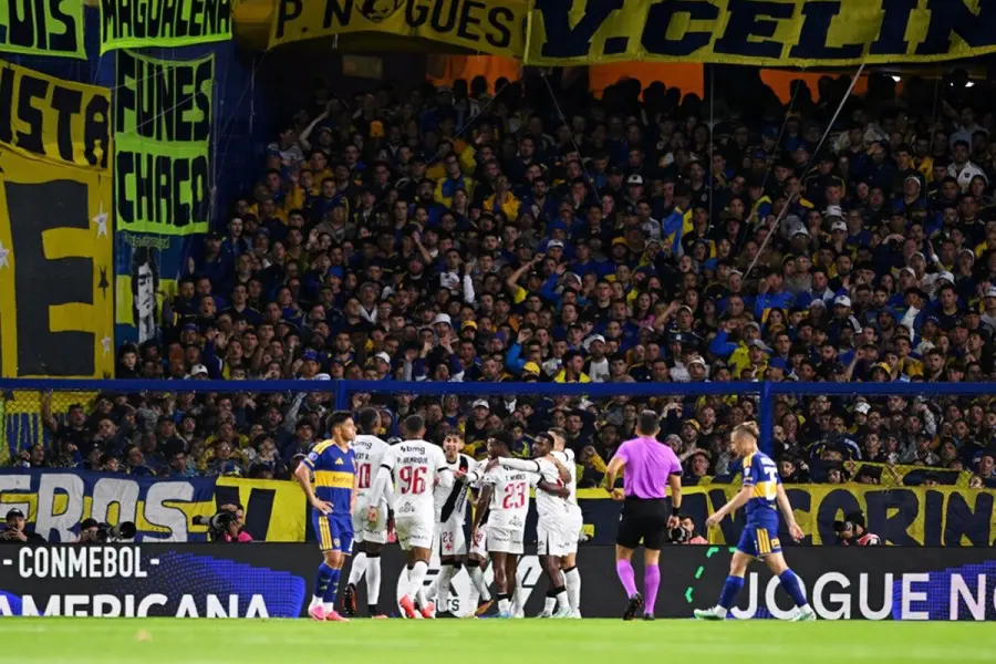 Boca perdió 1-0 ante Vasco da Gama en la Bombonera. Foto: Infobae.