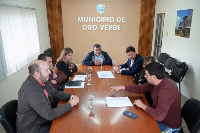 Provincia y municipios reanalizarán el proyecto para buscar una solución al problema del agua.